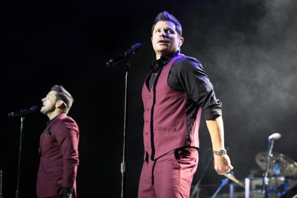 98 Degrees