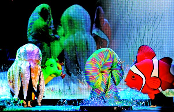 B - The Underwater Bubble Show