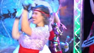 Artrageous – A Very Colourful Christmas