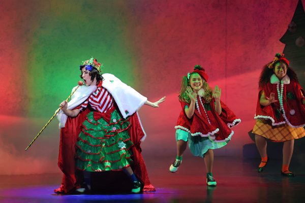 a charlie brown christmas live on stage
