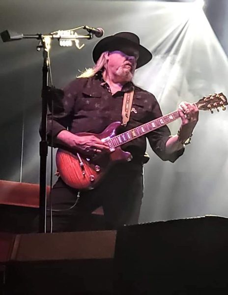 classic skynard on stage