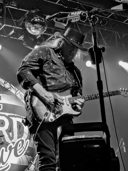 classic skynard on stage