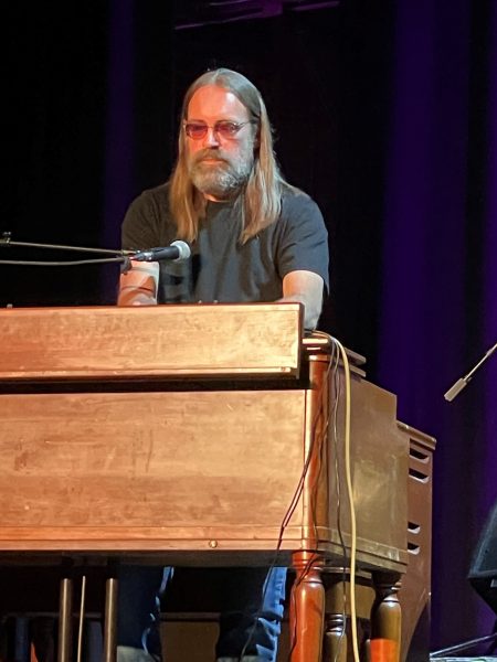 a brothers revival on stage