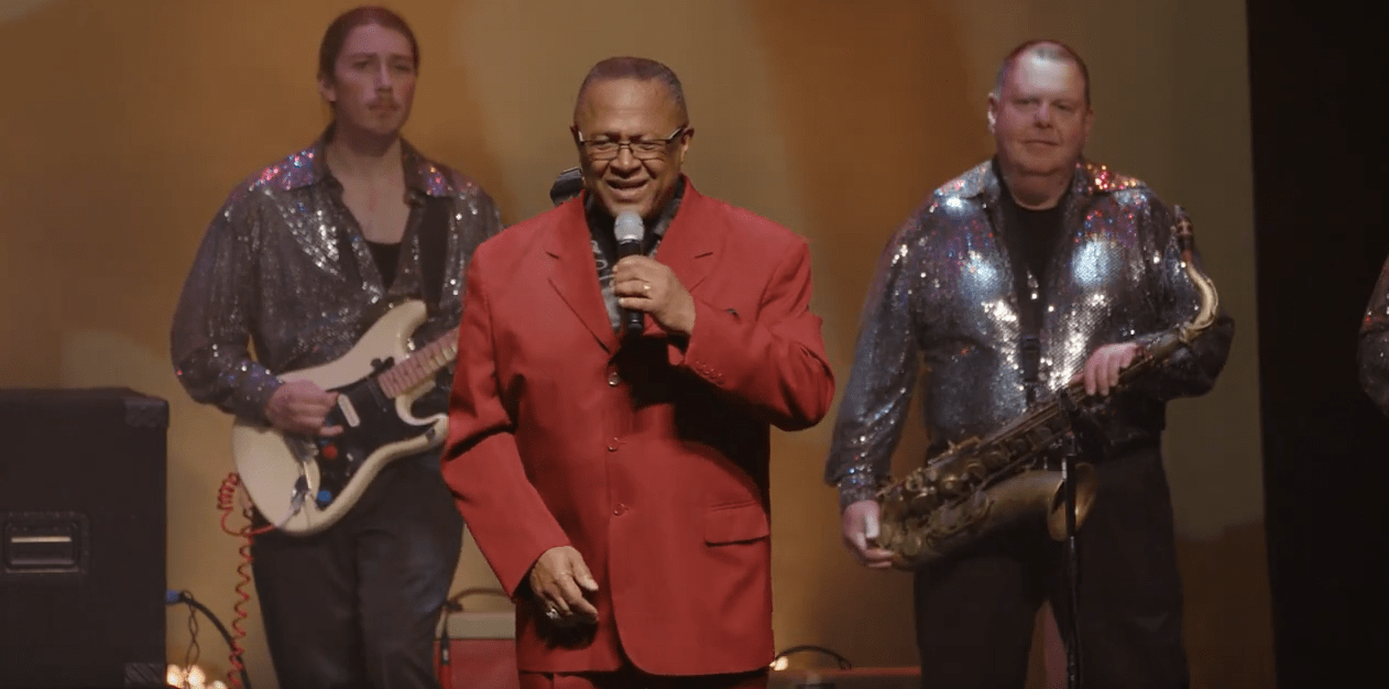 The Sensational Soul Cruisers: Destination Soultown Holiday Show
