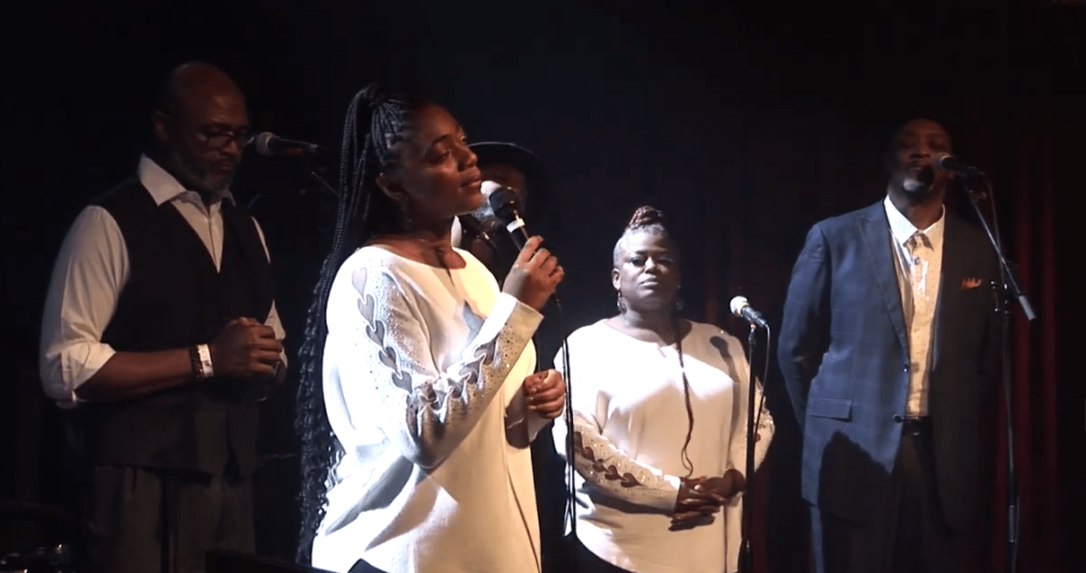 Samara Joy: “A Joyful Holiday” featuring the McLendon Family