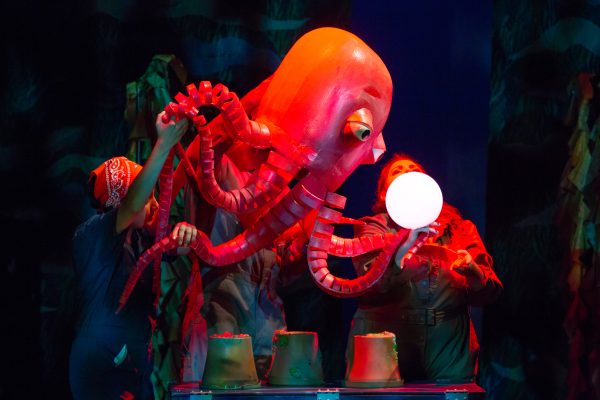 Theaterworksusa The Pout Pout Fish Photo By Jeremy Daniel L R Mukta Phatak, Emmanuel Elpenord, Leanne Brunn 2019 (1)