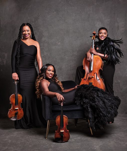 Stringqueens4 6115