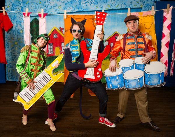 Theaterworksusa Pete The Cat L R Samantha Owen Travis Artz Kevin Zak Jeremy Daniel Photography