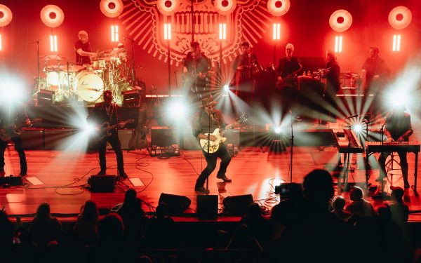 The Mavericks & Friends Live